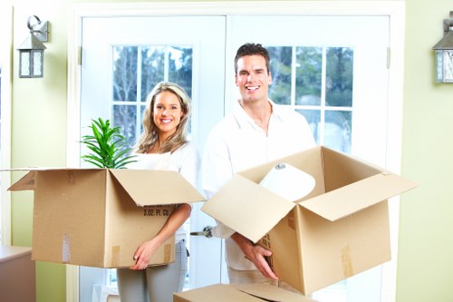 Van service handling home and business transport in Epsom